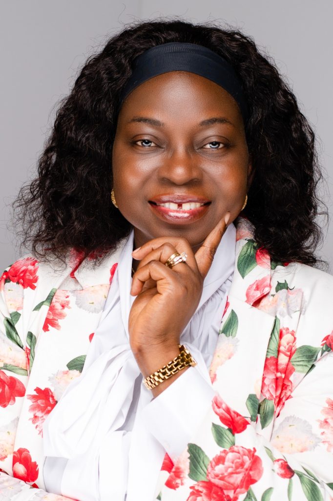 Pst. Dr. Foyeke Tolani